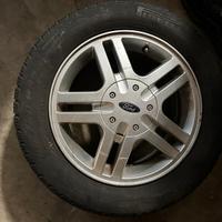 Cerchio lega originale Ford R 15 con gomma