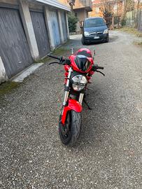Ducati Monster 696