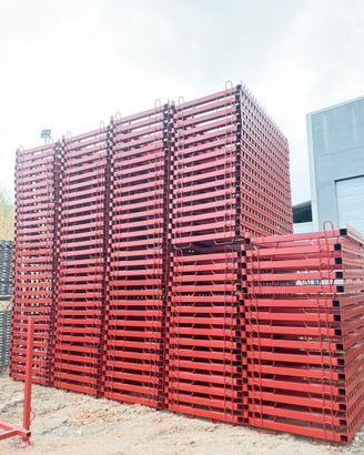 Contenitori modulari per ponteggio