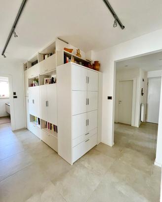 Libreria componibile con armadio guardaroba