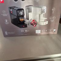 Macchina da caffè  capsule Illy