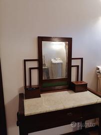 Consolle di noce e marmo