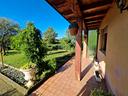 casa-singola-anni-70-con-ampio-terreno-privato
