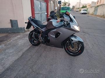 Triumph Sprint ST 1050