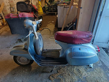 Vespa 150 sprint