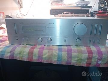 Amplificatore JVC