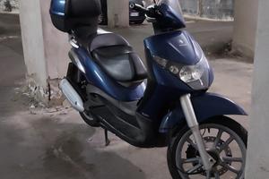 Beverly 250