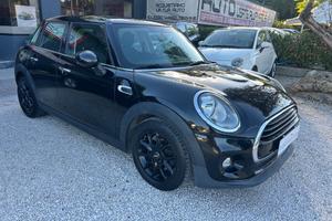 Mini 1.5 Cooper D Business 5P NEOPATENTATI AUTO