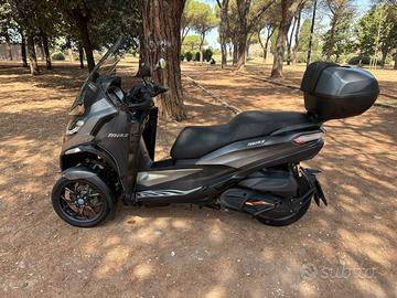 scooter piaggio mp3 530