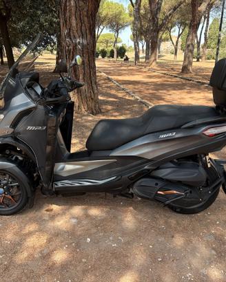 scooter piaggio mp3 530