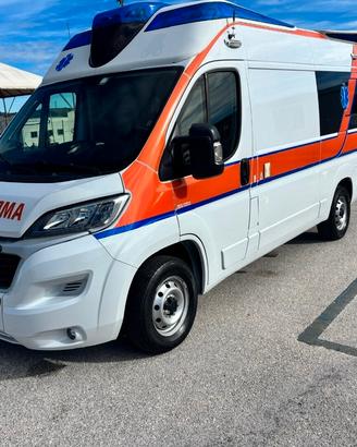 Fiat Ducato 33 2.3 MJT 150CV Ambulanza