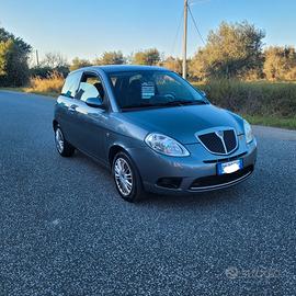 Lancia Ypsilon 1.2 Argento