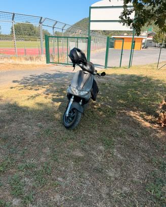 runner 125 cc 4t