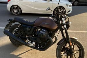 MOTO GUZZI V7 III 750 Stone Night Pack Abs