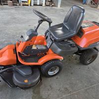 TRATTORI O TOSAERBA HUSQVARNA RIDER 4X4