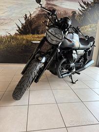 Moto Guzzi V7 STONE