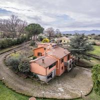 VILLA SINGOLA A CANALE MONTERANO