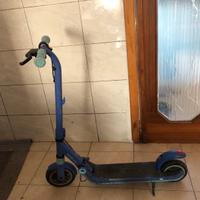 Monopattino eletteico dai 6-12 anni