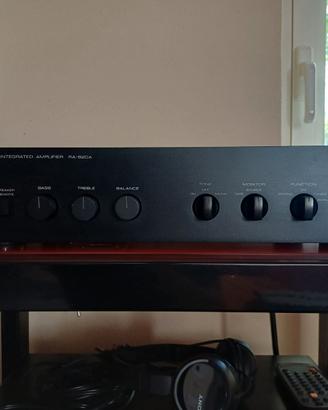 Rotel RA-820 A