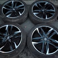 Cerchi in lega R19 Toyota 