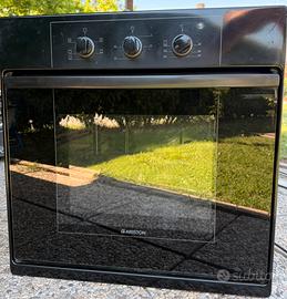 Forno  da incasso Ariston