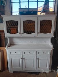 Credenza con vetrinetta 