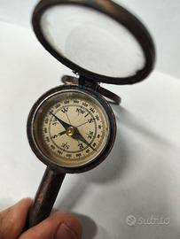  Bussola antica con specchio di segnalazione