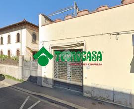 NEGOZIO A SESTO FIORENTINO