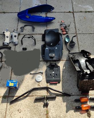 Ricambi vari : XR Hornet Vespa PX LML 