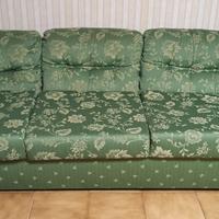 Divano letto + poltrone 