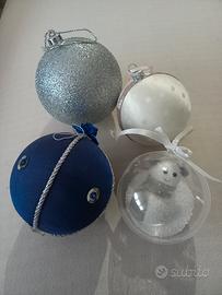 Palle di Natale blu argento bianco e plastica 