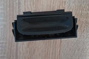 Pulsante per il rilascio del baule 