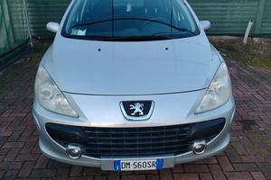 307 benzina 1.4 anno 2008