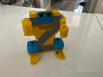 Robot transformer giallo lettera z