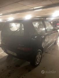 Auto seicento 