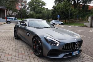 Mercedes gt 2015 V8 4.0