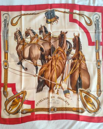 Foulard Hermès Paris "Attelage en Arbalète" 