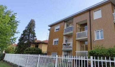 Immobile in asta di 110 m² con 3 locali e box auto