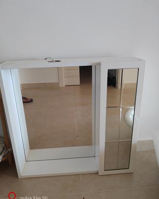 lavabo con base e specchio 
