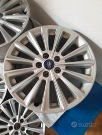 Cerchi in lega 17" Ford
