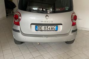 Automobile Renault modus