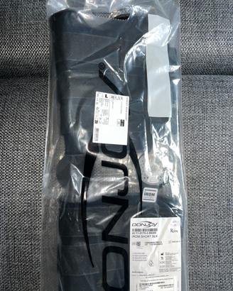 Tutore ginocchio regolabile