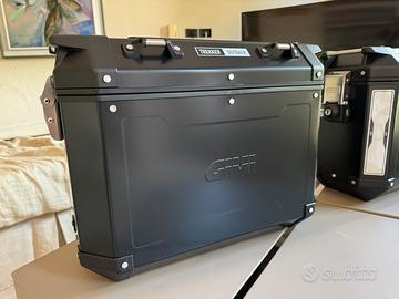 GIVI TREKKER OUTBACK ALLUMINIO NERO