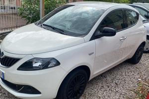 Lancia Ypsilon 1.0 FireFly 5 porte S&S Hybrid Ecoc