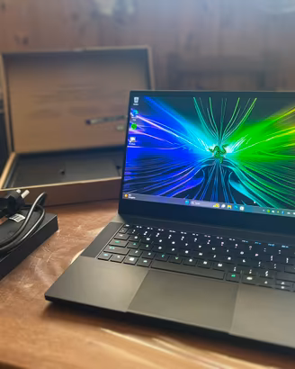 RAZER BLADE 14 | Ryzen 9 5900HX | RTX3070 |RAM 16G