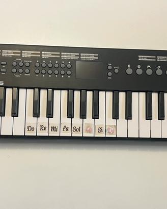 Pianola Alesis Melody 32