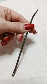 Ago vintage in ferro francese.