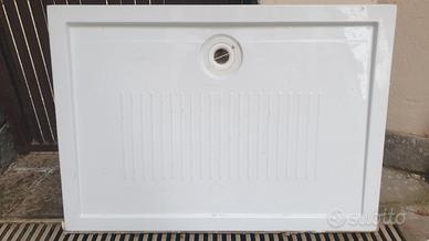 Piatto doccia in resina