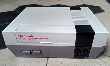 Nintendo NES 1985 Mattel 8bit + 5 giochi