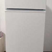 Frigorifero Comfee' bianco congelatore superiore